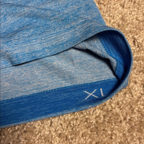 Lululemon Metal Vent Tech Short Sleeve V-Neck Shirt 2.0 Blue - Picture 6 of 6